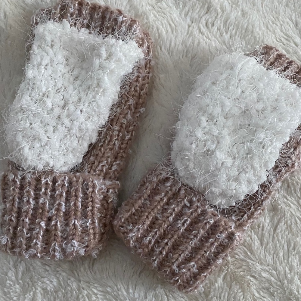 🤎 Jessica Simpson Fingerless mittens 🤎 NWOT